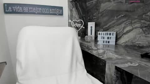 Danika online show from 11/20/25, 10:59