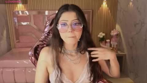 Snapshot of miss_devil_s chatting on 03/27/26, 03:12 miss_devil_s online show from 03/27/26, 03:12