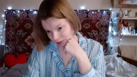 Elis online show from 12/17/24, 12:11