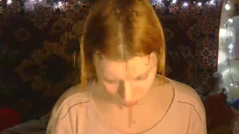 Snapshot of miss_elistia_ chatting on 01/17/26, 02:44 Elis online show from 01/17/26, 02:44