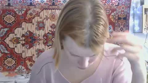 Elis online show from 03/24/26, 11:04