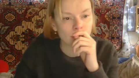 Elis online show from 04/23/26, 11:31