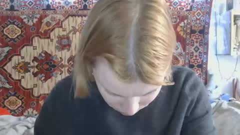 Elis online show from 04/24/26, 11:23