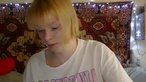 Elis online show from 07/15/26, 10:42