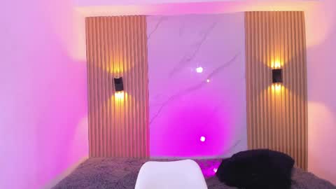 miss_emilystar online show from 04/19/26, 07:38