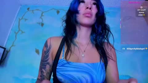 miss_evans_ online show from 04/14/26, 02:39