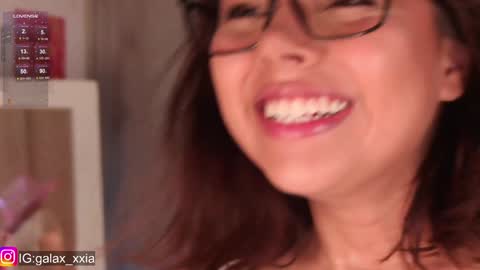 Snapshot of miss_galaxxia chatting on 12/28/24, 10:13 Elisabeth IG galax xxia online show from 12/28/24, 10:13