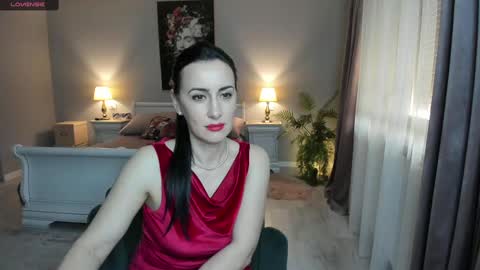 Snapshot of miss_giulia chatting on 02/10/25, 10:42 Miss Giulia online show from 02/10/25, 10:42