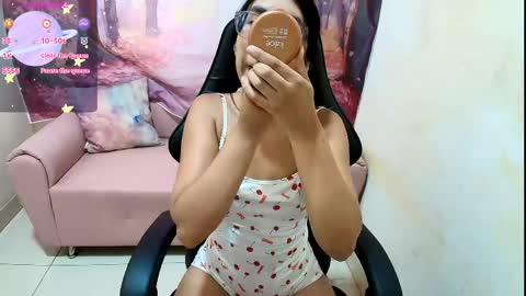 miss_helensexy online show from 06/03/26, 11:35