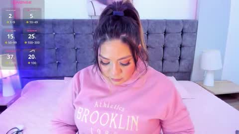 miss_horney online show from 11/16/25, 07:52