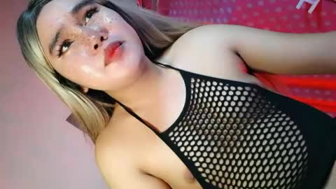 miss_horny139736 online show from 04/23/26, 12:01