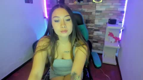 Snapshot of miss_isabella_m chatting on 01/30/25, 12:27 Isabella online show from 01/30/25, 12:27