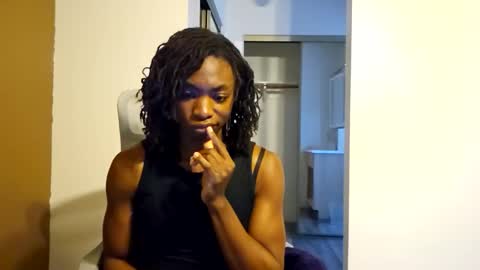 Snapshot of miss_ivory chatting on 02/24/26, 01:03 Miss Ivory online show from 02/24/26, 01:03