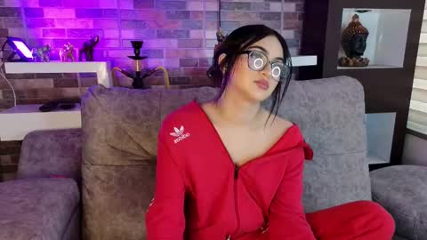 miss_ivyy online show from 09/23/25, 09:18