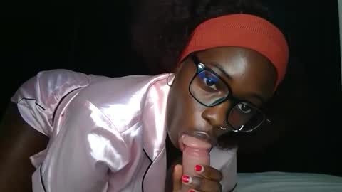 SensuElle  WHAT I DONT SHOW HERE... YOULL ONLY SEE IN PRIVATE  online show from 03/26/26, 06:08