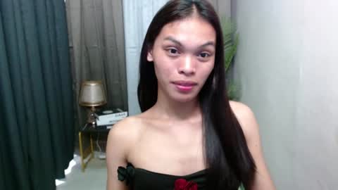 Snapshot of miss_jhes chatting on 01/16/26, 12:42 Jhes online show from 01/16/26, 12:42