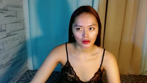 Snapshot of miss_kath chatting on 12/21/24, 08:39 miss kath online show from 12/21/24, 08:39