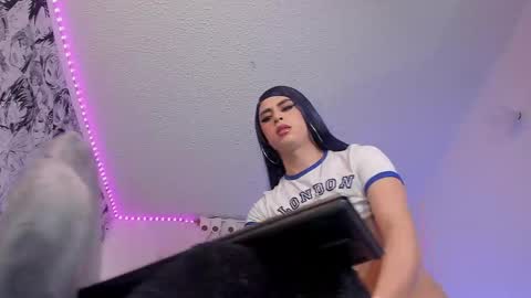 Kendall online show from 05/15/26, 11:45