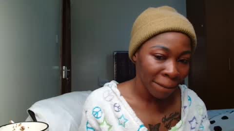 Miss Kiarrafit online show from 12/12/24, 05:31