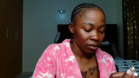 Miss Kiarrafit online show from 12/16/24, 09:09