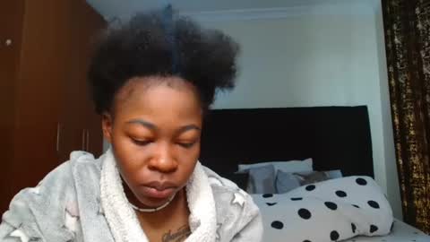 Miss Kiarrafit online show from 01/13/25, 11:30