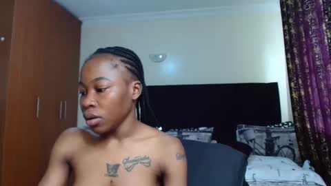 Miss Kiarrafit online show from 03/04/25, 06:26