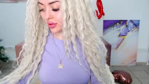 Snapshot of miss_kiten chatting on 02/21/25, 05:13 miss_kiten online show from 02/21/25, 05:13