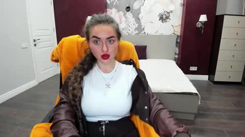 miss_kiten online show from 01/06/26, 07:50