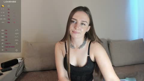 Snapshot of miss_kitty13 chatting on 07/04/26, 03:13 Kitty online show from 07/04/26, 03:13