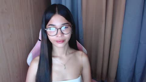 Snapshot of miss_lei18 chatting on 03/12/25, 02:20 leii online show from 03/12/25, 02:20