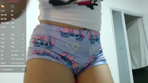 ly independent model online show from 09/28/25, 09:53