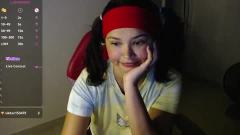 ly independent model online show from 10/09/25, 05:55