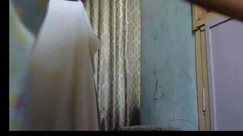 Snapshot of miss_mahi69 chatting on 06/20/26, 03:20 Mahi online show from 06/20/26, 03:20