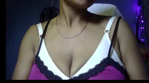 Snapshot of miss_mahi69 chatting on 07/06/26, 10:23 Mahi online show from 07/06/26, 10:23