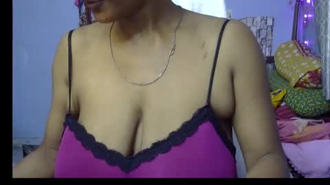 Snapshot of miss_mahi69 chatting on 07/07/26, 06:47 Mahi online show from 07/07/26, 06:47