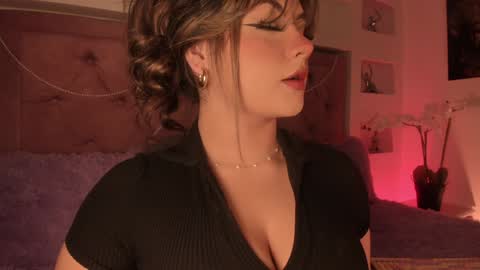 Snapshot of miss_melisaa chatting on 01/11/25, 01:32 Melissa online show from 01/11/25, 01:32