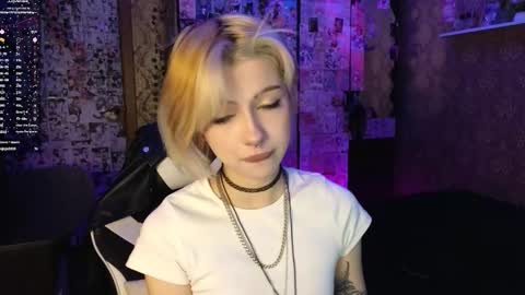 Snapshot of miss_morganmoon chatting on 02/13/26, 11:12 Morgan next stream tomorrow 0000 poland time online show from 02/13/26, 11:12