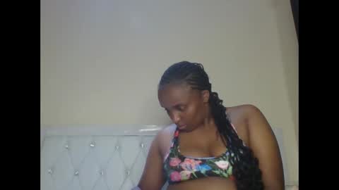 sophia online show from 04/12/26, 03:39