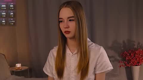 Nicole online show from 10/23/25, 12:21