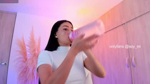 Nii online show from 02/02/26, 01:04