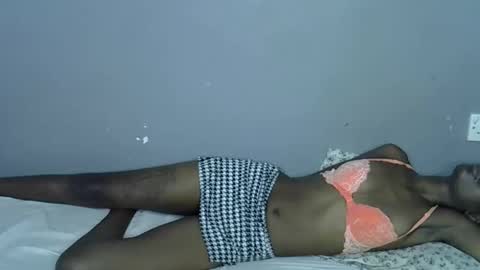 miss_pretty1 online show from 12/03/25, 11:03