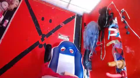 Snapshot of miss_pretty_ chatting on 02/28/26, 12:28 NATHALIA online show from 02/28/26, 12:28