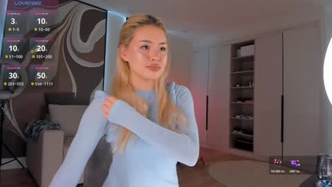 Rioko online show from 12/26/24, 03:10