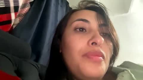 intagram miss selene59 online show from 12/31/24, 02:29