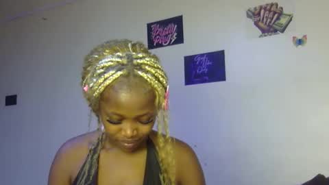 miss_sexyyy online show from 01/12/26, 10:53