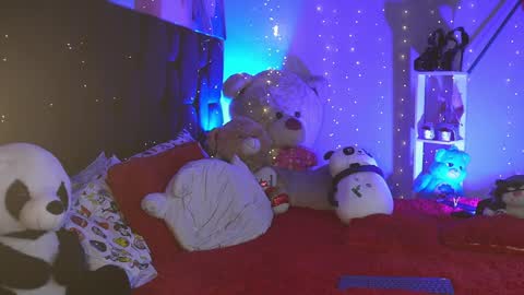 Snapshot of miss_sophie98 chatting on 01/22/25, 03:09 Sophie Cardenas ..... independent model online show from 01/22/25, 03:09