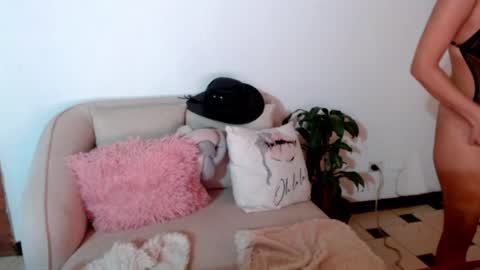 Sophie online show from 04/11/26, 02:16