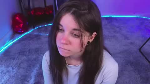 Spider girl Help me reach 10 likes online show from 02/21/25, 09:34