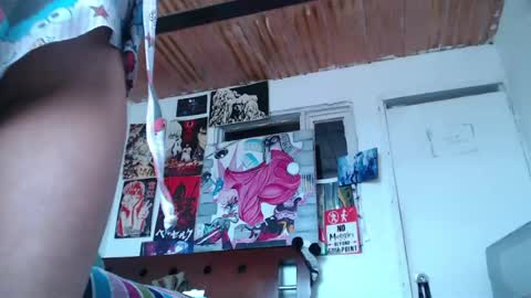 Snapshot of miss_spy chatting on 08/01/26, 06:29 Kortana 2.0 dont forget thumbs up and follow me on twitter online show from 08/01/26, 06:29