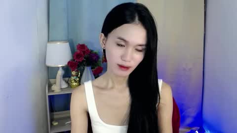 Snapshot of miss_sunshinex chatting on 01/31/25, 03:30 Shine online show from 01/31/25, 03:30